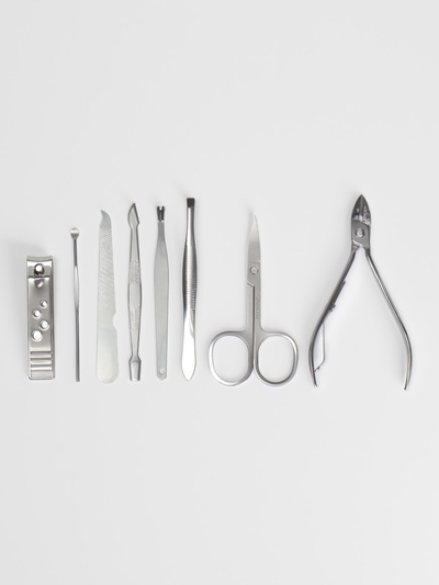 Набор маникюрный, 8 предметов, в футляре, цвет МИКС