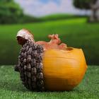 Фигурное кашпо "Белка на орехе" 18х15см - Фото 7