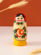 Матрёшка дерево «Галина», красный платок, 4 кукольная, 9 см 3565014