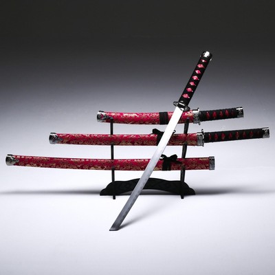 Макет оружия «Сувенирные катаны на подставке 3в1. Драконы на бордовом», подарочный набор, ножны ткань, 47 см; 70 см; 89 см