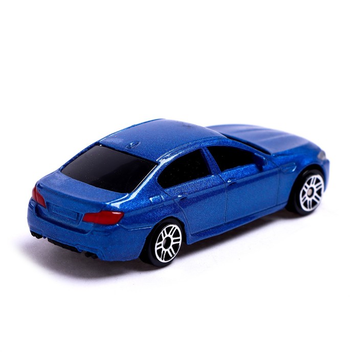 Машина металлическая BMW M5, 1:64, цвет синий - фото 1905484316