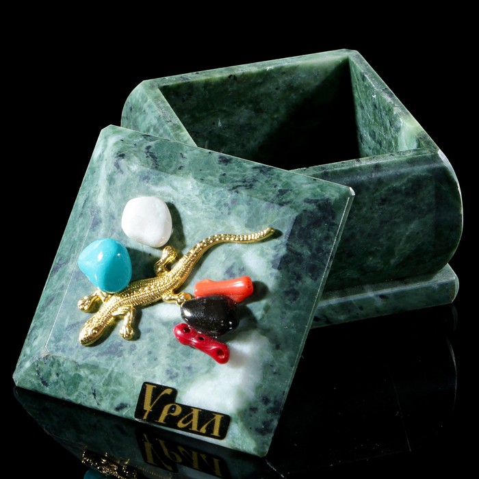 Шкатулка "Урал", змеевик, с декоративным камнем, 6,5х6,5х5,5 см - фото 1905486111