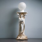 Лампа интерьерная "Девушка у колонны" шар, белое золото 90см - Фото 1