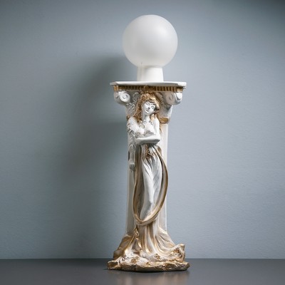 Лампа интерьерная "Девушка у колонны" шар, белое золото 90см