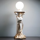 Лампа интерьерная "Девушка у колонны" шар, белое золото 90см - Фото 2
