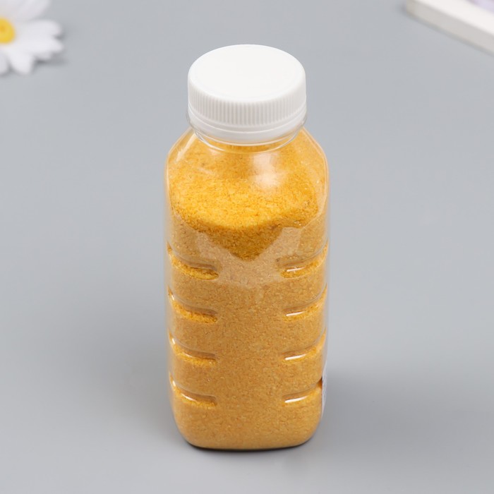Желтая бутылочка. Желтая бутылка. Шампунь в желтой бутылке. Крем в жёлтой бутыле. Бальзам для волос в желтой бутылке.