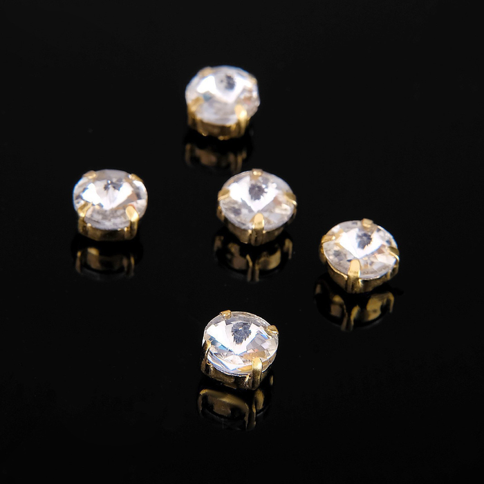Стразы в цапах (набор 5 шт.), 6×6 мм, цвет белый в золоте