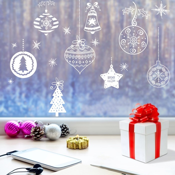 Наклейка для окон «Ёлочные игрушки», многоразовая, 33 × 50 см 3401947