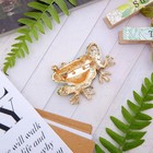 Брошь «Лягушка» пузатая, цвет бело-зелёный в золоте - Фото 2