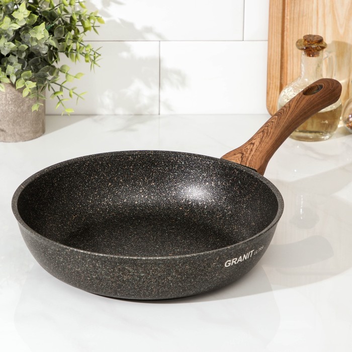 Сковорода KUKMARA Granit Ultra original, d=26 см, пластиковая ручка, антипригарное покрытие, алюминий, чёрная - Фото 1