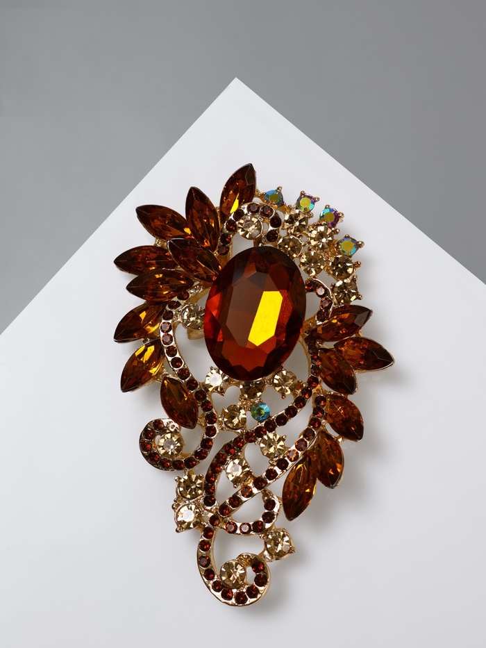 Брошь «Императрица», лавра, шампанского в золоте - Фото 1