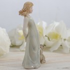 Сувенир полистоун лак "Девочка с котёнком" 19,5х10х6,5 см - фото 54131802