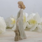 Сувенир полистоун лак "Девочка с котёнком" 19,5х10х6,5 см - фото 54131803