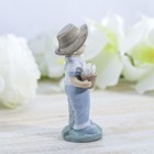 Сувенир керамика "Мальчик в голубом комбинезоне с горшочком в руках" 13х6,3х4,8 см - Фото 2