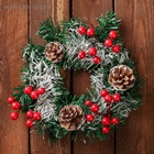 Венок новогодний d=22 см «Зимнее волшебство. Шишки с ягодками на зелёном» - Фото 2
