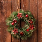 Венок новогодний d=20 см «Зимнее волшебство», зелёный с красными цветами - Фото 2