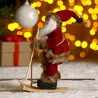 Дед Мороз "На лыжах" в бордовом костюме, 17 см - фото 3818641