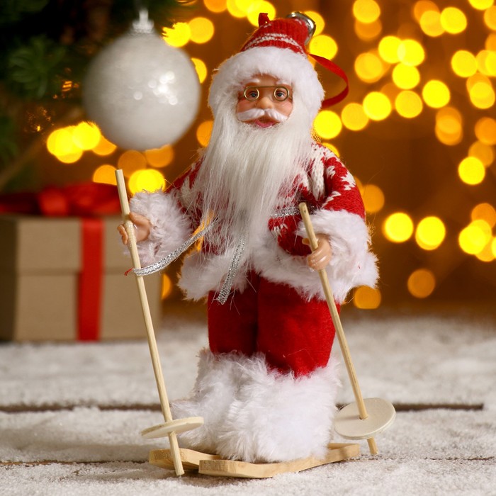 Дед Мороз "На лыжах" в вязаном костюме, 17 см - фото 1908397018