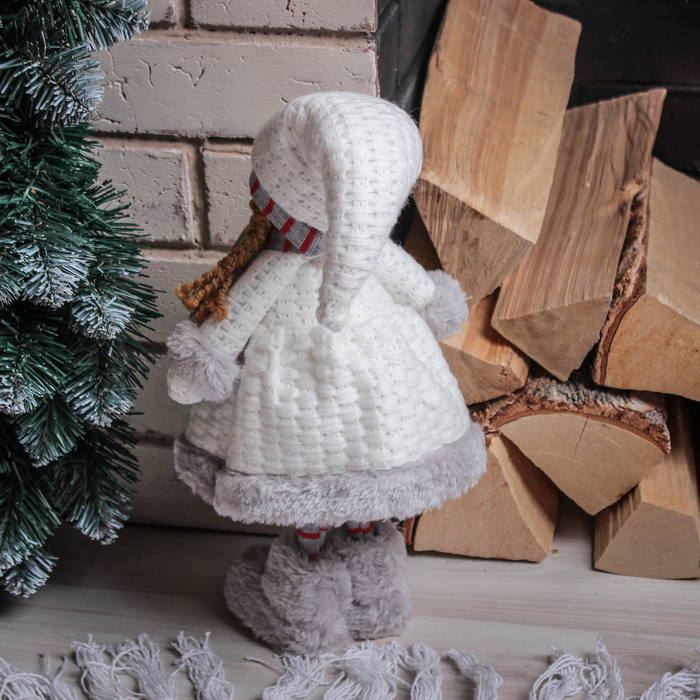 Кукла интерьерная "Малышка в сереньких валенках" 41 см - фото 1884865341
