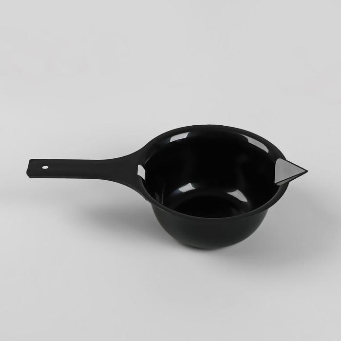 Чаша для окрашивания, с удлинённой ручкой, 300 мл, d = 12 см, цвет чёрный - фото 1908398530