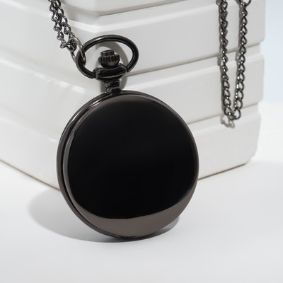 Часы карманные «Классика», кварцевые, 5.5×4.5 см, длина цепочки 80 см, циферблат d=4 см, под гравировку