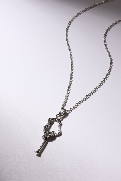 Гарнитур 5 предметов: 4 пары пусет, кулон «Гимнастка», цвет белый в серебре, 40 см