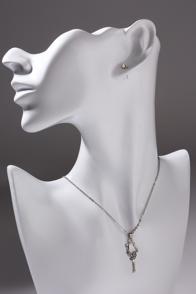 Гарнитур 5 предметов: 4 пары пусет, кулон «Гимнастка», цвет белый в серебре, 40 см