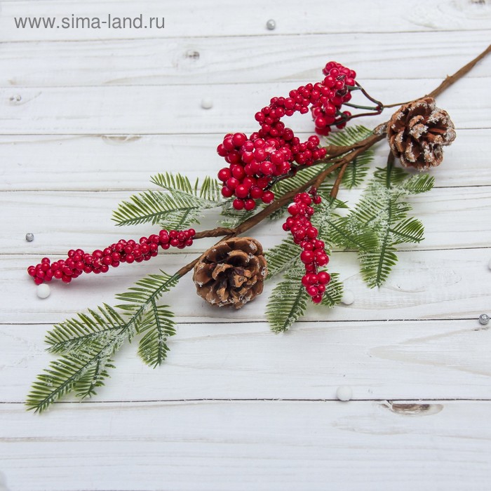 Декор "Зимние мечты" веточка  с шишками и ягодами, 50 см - Фото 1