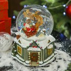 Сувенир полистоун водяной шар музыкальный крутится "Дед Мороз на крыше дома"15,5х13х11,5 см - Фото 5