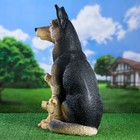 Садовая фигура "Овчарка с щенками большая" 45х37х71см - Фото 4