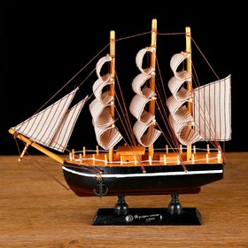 Корабль сувенирный малый «Илия», борта чёрные, паруса бежевые с полосами, 5,5×23,5×23,5 см