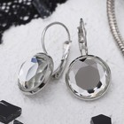 Серьги со стразами «Яркая классика» в обрамлении, белые в серебре, d=1.4 см - Фото 2