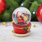 Сувенир полистоун водяной шар "Дед Мороз и чашка" 7х5,3х4,5 см - Фото 2