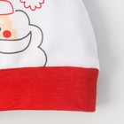 Чепчик (шапочка) Крошка Я "Любимчик Деда Мороза", белый, р.44 - Фото 4