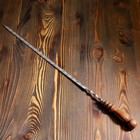 Шампур с деревянной ручкой, рабочая длина - 50 см, ширина - 10 мм, толщина - 3 мм с узором - фото 9337726