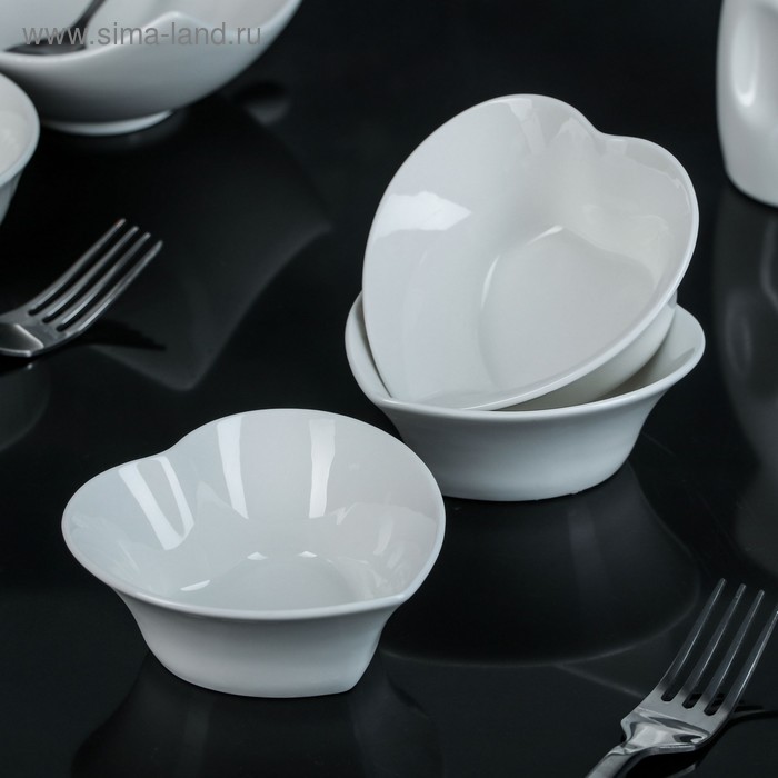 Набор салатников керамический «Сердца», 150 мл, 10×9,5×3,5 см, 3 предмета - Фото 1