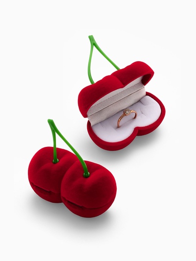 Футляр под серьги, кольца «Вишня», бархатный, 7×6.5×3.5 см, красный