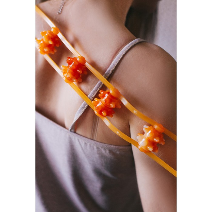 Массажёр-лента пластик для спины, 6 звеньев, 97 × 4,8 × 4 см, цвет оранжевый 17079