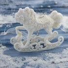 Ёлочная игрушка «Зимнее волшебство. Конь на подставке» пластик, 10×10 см, белый - Фото 3