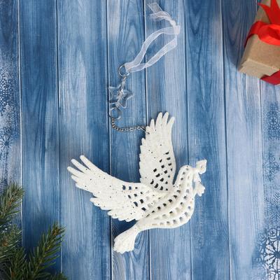 Ёлочная игрушка «Зимнее волшебство. Голубь с веткой» пластик, 12.5×11.5 см, белый