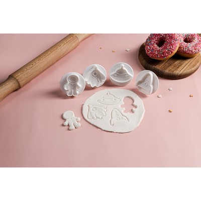 Плунжеры кондитерские Доляна «НЛО», набор 4 шт., пластик, белые