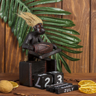 Сувенир дерево календарь "Абориген сидит с барабаном" 19х11х5,5 см - Фото 2