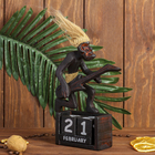 Сувенир дерево календарь "Абориген с гитарой" 23х16х7 см - фото 4547628
