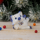 Сувенир керамика "Хрюшка-свинюшка с бантиком" белая с синим МИКС 5х5,5х3,5 см - Фото 2