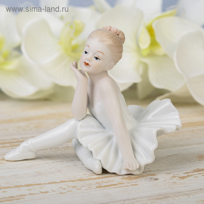 Сувенир керамика "Малышка балерина" 10х9,5х13 см - Фото 1