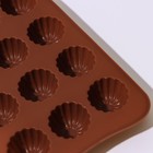 Форма для шоколада Доляна «Ассорти», силикон, 21,5×10,4×1,5 см, 15 ячеек, цвет коричневый - Фото 8