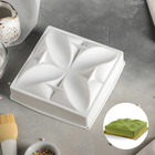 Форма силиконовая для муссовых десертов и выпечки Доляна «Четырёхлистник», 18×5 см, цвет белый - Фото 1