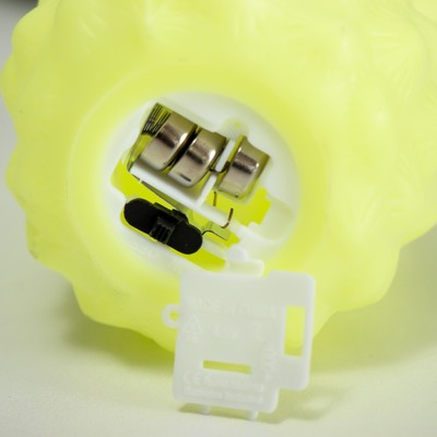 Фигурка светящаяся RISALUX «Ананас», ночник LED×1, пластик, 8×8×13 см, МИКС