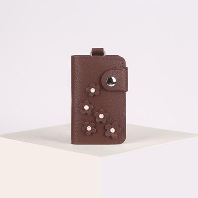 Ключница, длина 10 см, отдел на кнопке, 7 карабинов, цвет кофе