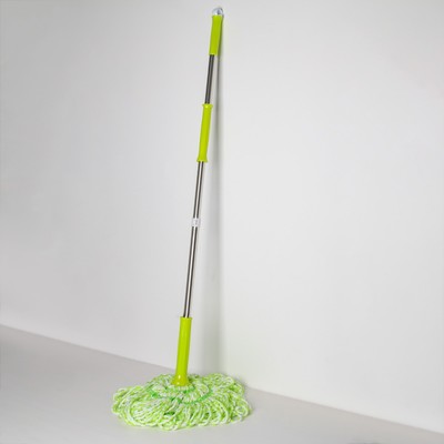 Швабра с отжимом Доляна, насадка из микрофибры, стальная ручка 130 см, цвет МИКС